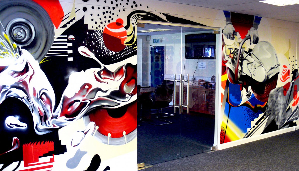 A Splash Of Showroom Colour!