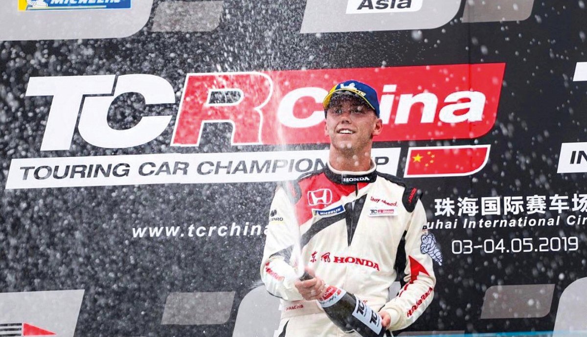Victory for Abracs Backed Lloyd on TCR China debut